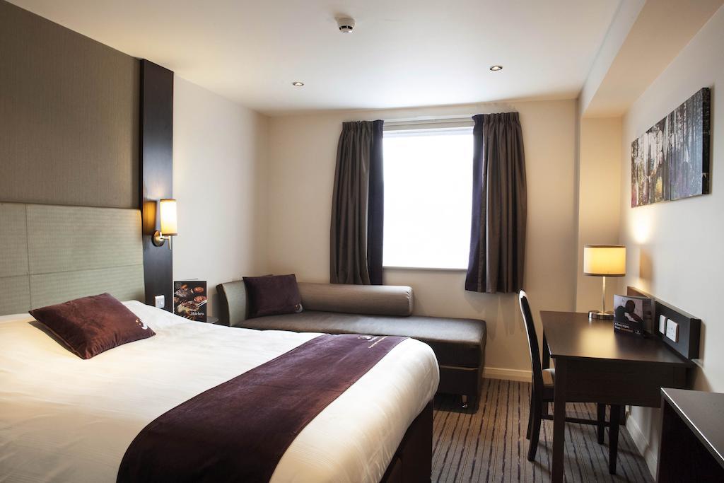 Premier Inn Bath City Centre 객실 사진